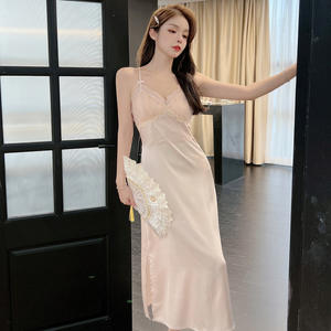 2023 nouveau Senior femmes Style français glace soie <span class=keywords><strong>chemise</strong></span> <span class=keywords><strong>de</strong></span> <span class=keywords><strong>nuit</strong></span> longue robe poitrine Pad Sexy été pyjamas pour la maison vêtements pur désir - Product Image 1