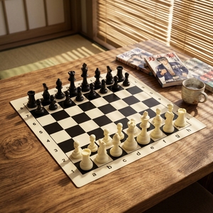 Jeu d'échecs d'intérieur en silicone, plateau de 43 cm, pièces lestées de 8,5 cm (roi), kit pliable, enroulable, lavable et portable pour tournois, écoles et clubs - Product Image 2