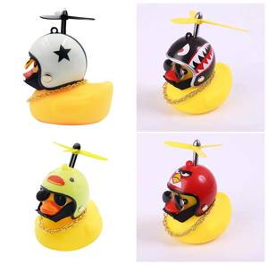 Juguete de Baño de Goma, Lindo Pato Amarillo con Varios Estilos para Decoración Diaria del Automóvil - Product Image 3