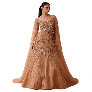 Robe de soirée sirène longue en mousseline anti-plis, à col montant, manches évasées et sequins dorés, avec traîne chapelle - Product Image 1