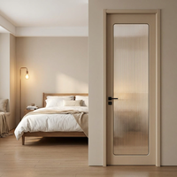 Portes intérieures modernes en PVC, MDF et polymère, sur mesure, isolation acoustique, construction durable, garantie 1 an, villa, hôtel, appartement