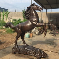 Statues d'animaux de jardin grandeur nature, statue de cheval galopant et sautant en bronze, sculpture de jardin, statue de cheval en bronze antique