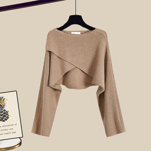 Suéter elegante de tres piezas para <span class=keywords><strong>mujer</strong></span> de otoño e <span class=keywords><strong>invierno</strong></span>, cárdigan de punto corto con diseño cruzado, estilo perezoso para primavera - Product Image 4