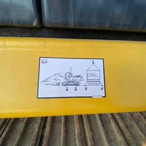 Excavadora Hidráulica de Cadenas Komatsu PC220 de 22 Toneladas, Casi Nueva, de Buena Calidad para Proyectos de Construcción - Product Image 5