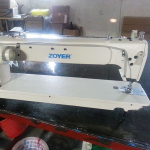 จักรเย็บผ้าคอมพิวเตอร์แบบราบ Zoyer ขนาด 56 ซม. พร้อมโต๊ะเสริมสำหรับวัสดุหนา เย็บตรง ผลิตภาพสูง - Product Image 3