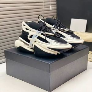 Zapatos Deportivos Casuales de Alta Calidad para Hombre y Mujer, Estilo Running y Caminata, Diseño de Moda, Zapatos de Lujo para Hombre y Mujer - Product Image 2