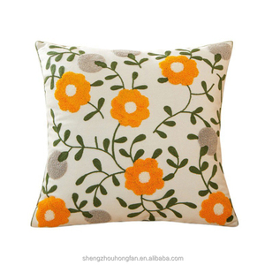 Housse de <span class=keywords><strong>coussin</strong></span> brodée en coton taies de <span class=keywords><strong>coussin</strong></span> carrées décoratives pour canapé-<span class=keywords><strong>lit</strong></span> et chaise à la maison 18x18 pouces - Product Image 3