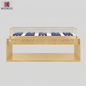 Armoire de présentation de bijoux de luxe, opulente, artisanale, ornée de silhouettes dorées et d'embellissements azurés - Product Image 2