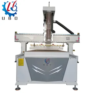 เครื่องจักร CNC เราเตอร์ CNC แบบ3แกน4 * 8FT supplier1325ผู้ผลิต ubo