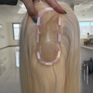 Topper per capelli con base in mono a nastro adesivo 2.5x6" Biondo 100% Capelli Umani Senza Clip Senza Metallo Adesivo Ipoallergenico per Cuoio Capelluto Sensibile - Product Image 2