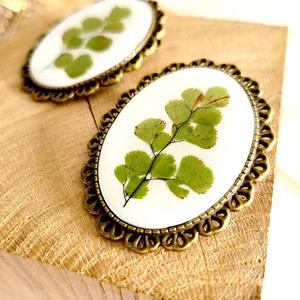 ヴィンテージクリアシンプルでエレガントなブロンズブラスカラークリアレジンドライプレス葉ドライフラワーブローチ - Product Image 5