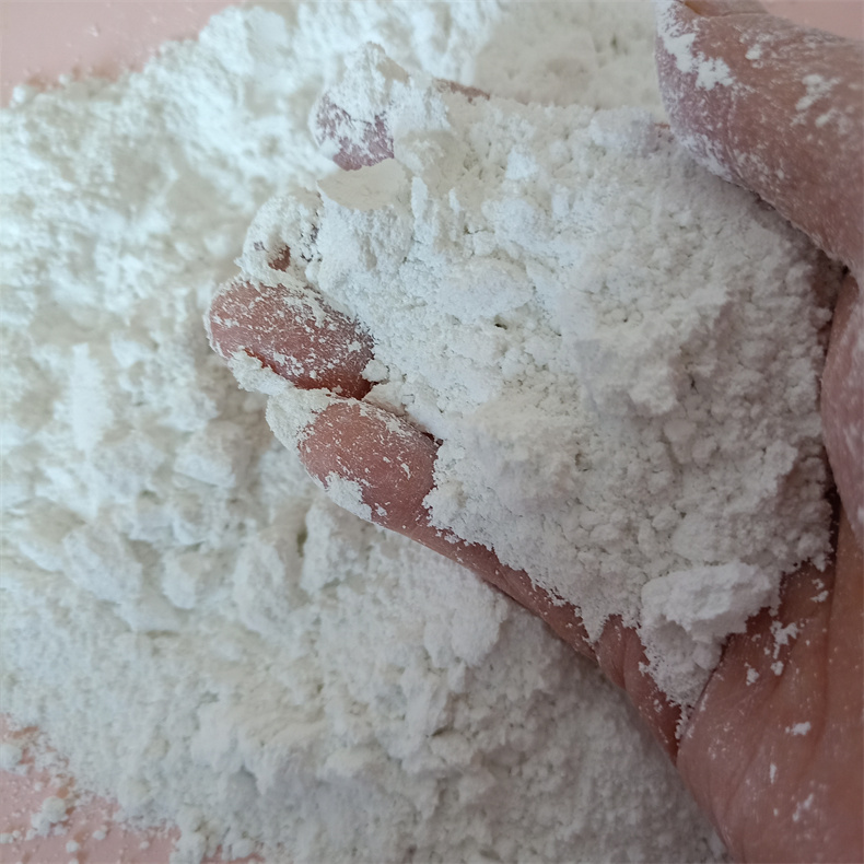 Transparent glass powder for silicone injection