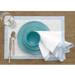 Napperons en lin bordés avec une bordure étroite contrastante pour les entreprises de location d'événements et les réceptions de mariage - Product Image 1