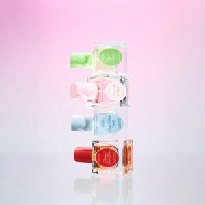 Coffret de parfums Kosy Mosy Travel Size Ephemeral Moments pour femmes, vaporisateur, parfum floral boisé longue tenue, écologique - Product Image 5