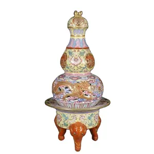 Antique hand-painted ceramics, Qing Qianlong: hollow dragon with three sections and a rotating heart gourd