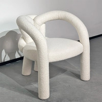 Chaise de dressing ronde blanche moderne de luxe, fabrication sur mesure OEM/ODM Yicheng pour salon, chambre et villa