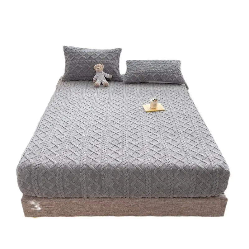 Thickened Thermal Protective Cover Full Mattress Protective Cover Coral Velvet Bedsheet Bedspread