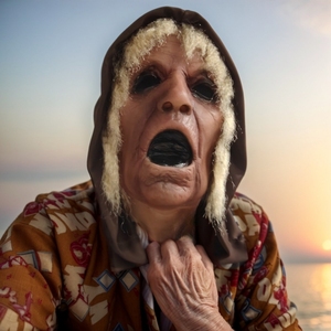 Máscara de Látex de Cara Completa de Anciana Gritona, Cubierta de Tela Resistente, Accesorio de Disfraz para Halloween, Festivales y Cosplay - Product Image 1