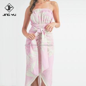 Vestidos de Verano Estilo Hawaiano con Estampado Floral de Algodón y Rayón - Product Image 1