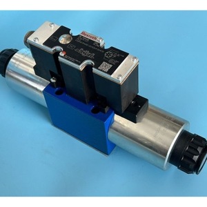 วาล์วควบคุมทิศทางแบบสัดส่วน Rexroth รุ่น 4WRAE10W60-2X G24K31 A1V 315 บาร์ 60 ลิตร/นาที ระบบควบคุมไฮดรอลิก - Product Image 2