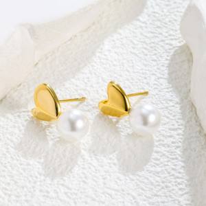 1 Paire de Boucles d'Oreilles Clous en Perles Cœur Luxe Léger - Accessoire Doré Chic pour Cadeau et Usage Quotidien - Product Image 1