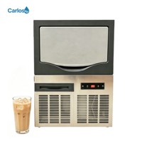 Machine à glaçons cubiques premium refroidie par air, design sous comptoir, produisant des glaçons cristallins pour les pubs et les salons de thé