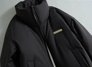 Chaqueta acolchada de invierno de alta calidad con diseño personalizado OEM para hombre, chaqueta de plumón con cremallera y viento, soporte de moda cálido Hip Hop