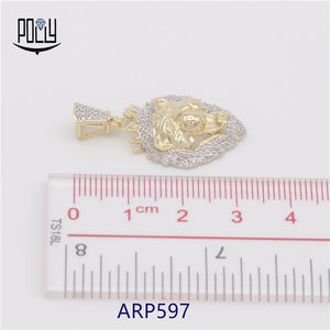 Grosir liontin kepala singa bermahkota micro-pave dua warna perhiasan Hip Hop perak Sterling <span class=keywords><strong>Ice</strong></span> Out Untuk jimat liontin - Product Image 2