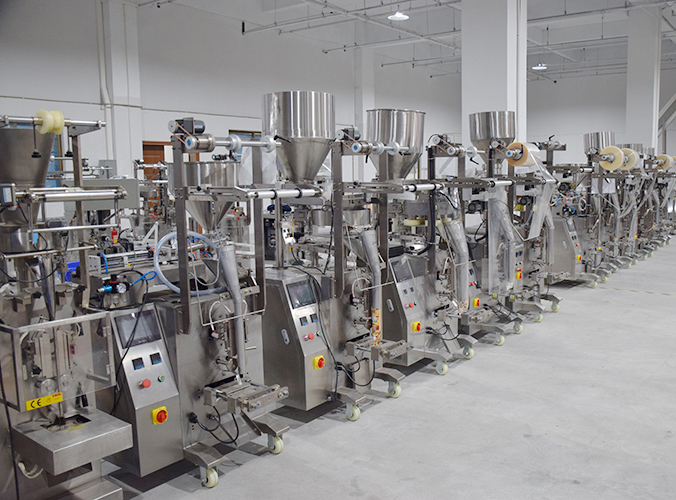 Qualité OEM Accepter Facile À Utiliser Servo Moteur Riz Cuit Machine à Emballer