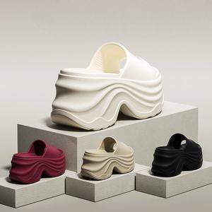 Zuecos de plataforma con suela gruesa de EVA para mujer - Product Image 2