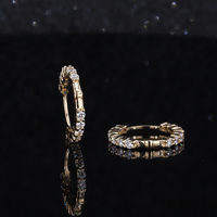 Starsgem Boucles d'oreilles en or massif jaune 9 carats, petites boucles d'oreilles rondes en diamant de laboratoire