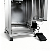 Kosteneffectieve, stabiele, elektrische kokosnoot-openingsmachine voor fruitwinkels, voor de verwerking en voorbereiding van verse kokosnoten.