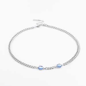 สร้อยคอแฟชั่นอินเทรนด์ ดีไซน์เรขาคณิต สีน้ำเงิน-ดำ ประดับคริสตัล ไทเทเนียมสตีล เครื่องประดับสำหรับทุกเพศ - Product Image 4