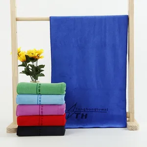 मुद्रित जिम तौलिया थोक वैयक्तिकृत कस्टम लोगो पैटर्न पेशेवर डिजाइन नरम अवशोषक यात्रा कैम्पिंग व्यायाम तौलिया
