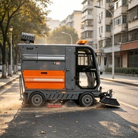 Camion balayeuse routière ZMT E-38 A24 avec pulvérisation d'eau pour le contrôle de la poussière, machine de nettoyage de sol robuste pour les rues de la ville