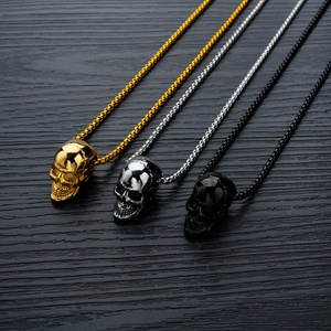 Fournisseurs de <span class=keywords><strong>bijoux</strong></span> en <span class=keywords><strong>acier</strong></span> <span class=keywords><strong>inoxydable</strong></span> 316L collier pendentif en perles de crâne plaqué or <span class=keywords><strong>bijoux</strong></span> - Product Image 4