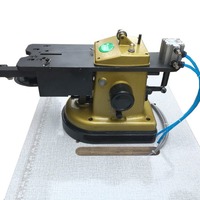 Machine à coudre industrielle à bras long DS-600 avec moteur, programmable à grande vitesse et informatisée pour la couture de poupées, de fourrures et de vêtements pour bébés.