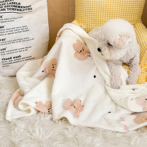 Manta de Forro Polar Grueso y Económica para Mascotas, Venta al por Mayor para Uso en Refugios de Animales, Tapete Cálido para Dormir para Perros y Gatos - Product Image 1