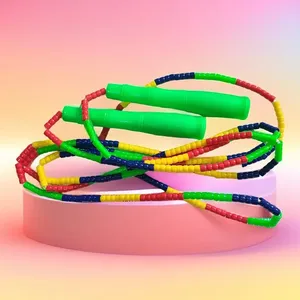 Cuerdas de saltar de cuentas suaves ajustables de Venta caliente Jy para niños cuerda de saltar colorida