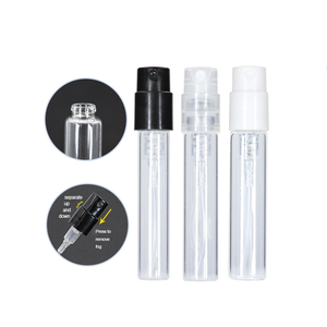 Kustom kecil dapat diisi ulang sampel minyak bulat Mini Bayonet <span class=keywords><strong>2</strong></span> ml 1.5ml <span class=keywords><strong>2</strong></span> ml 3ml <span class=keywords><strong>4ml</strong></span> 5ml transparan botol semprot parfum kaca <span class=keywords><strong>Atomizer</strong></span> - Product Image 1