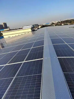 Système de montage photovoltaïque pour toiture métallique, matériaux résistants à la corrosion, installation non-pénétrante, structure modulaire, efficace