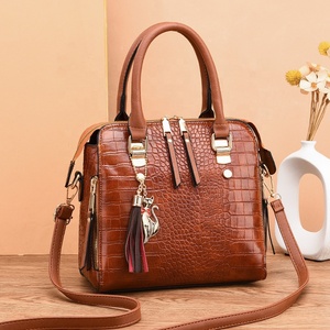 Female's Fashion PU Leather Handbag Shoulder Large Capacity Casual <b>Square</b> Bags Elegant Bags - Product Image 3
