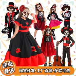 Traje tradicional mexicano para niñas, vestido negro y rojo con rosas, accesorio floral para el cabello, traje de actuación para niños - Product Image 5