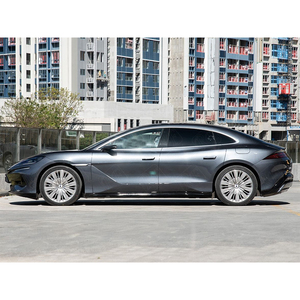 Denza Z9 PHEV 1100km AWD Max usado, hecho en China, híbrido de <span class=keywords><strong>segunda</strong></span> <span class=keywords><strong>mano</strong></span> barato con rango total de 201km - Product Image 5