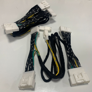 Traje para 20 Tesla Model3 Cable de altavoz de activación de Audio Cable de altavoz <span class=keywords><strong>8</strong></span> <span class=keywords><strong>litros</strong></span> 14 Altavoz envolvente trasero arnés de cableado modificado - Product Image 1