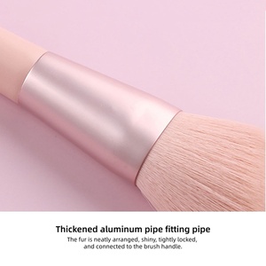 Nouvel ensemble de 11 pinceaux de <span class=keywords><strong>maquillage</strong></span> exquis et élégants à prix abordable, pinceau à poudre libre rose doux, ensemble <span class=keywords><strong>complet</strong></span> d'outils de beauté - Product Image 2