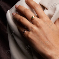Bague Tendance en Laiton Plaqué Or avec Zircon pour Femme, Emballage Personnalisé de Luxe et Élégant pour Bijoux Gemnel