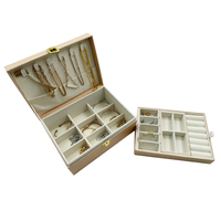 Boîte de voyage multi-compartiments en papier d'art de luxe pour bagues, boucles d'oreilles, colliers avec personnalisation de marque