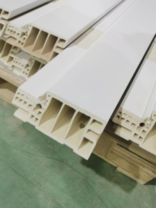 Huangshan Belson WPC impermeabile interno porta del bagno <span class=keywords><strong>in</strong></span> <span class=keywords><strong>legno</strong></span> <span class=keywords><strong>con</strong></span> cornice di progettazione grafica progetto di capacità di soluzione tipo otturatore - Product Image 3