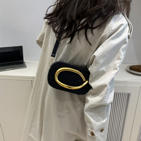 Nouveau sac à main populaire pour femmes, petit sac carré quotidien pour jeunes femmes